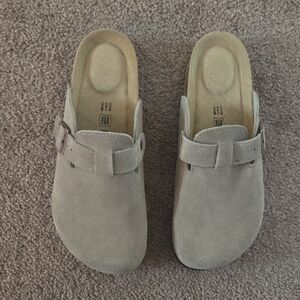 NWOT Gray Suede Slip-On Clogs